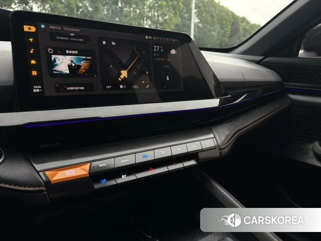 Chang'an UNI-V 2023 Черный из Китая, фото 3