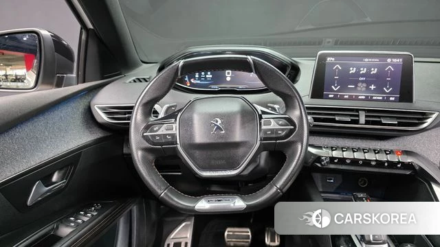 Peugeot 5008 second generation 2018 Белый из Кореи, фото 3