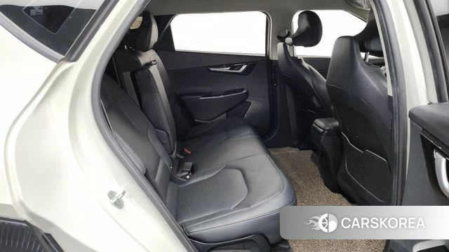 Kia EV6 2021 Жемчужный цвет из Кореи, фото 3