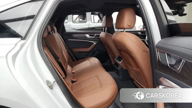 Audi A6 (C8) 2023 Белый из Кореи, фото 3