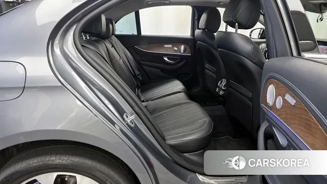 Mercedes-Benz E-Class W213 2020 Серый из Кореи, фото 3