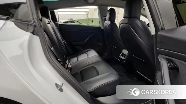 Tesla Model 3 2022 Белый из Кореи, фото 3