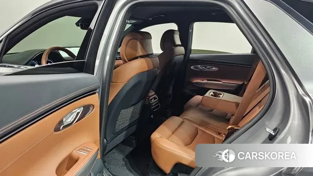 Genesis GV70 2023 Серебряный из Кореи, фото 3