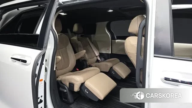 Toyota Sienna 4th Generation 2021 Белый из Кореи, фото 3