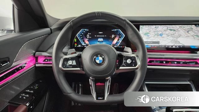 BMW 7 Series (G70) 2024 Белый из Кореи, фото 3