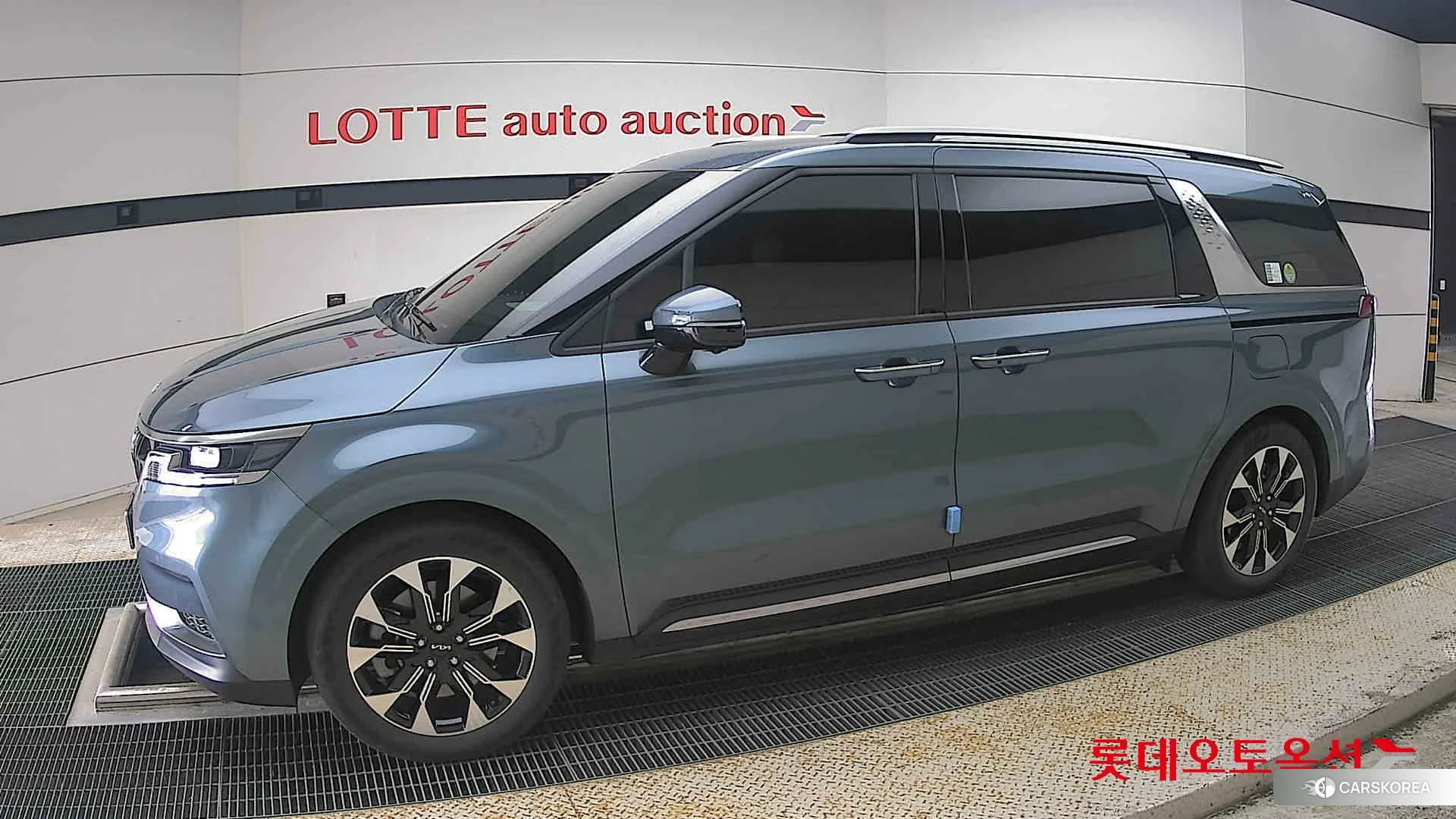 Kia Carnival Limousine 2023 Другое из Кореи, фото 3