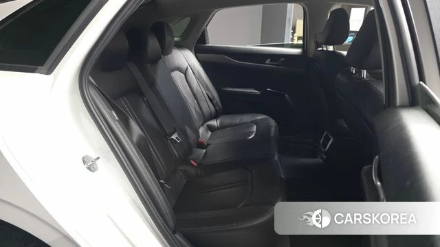 Kia K5 3rd generation 2021 Белый из Кореи, фото 3
