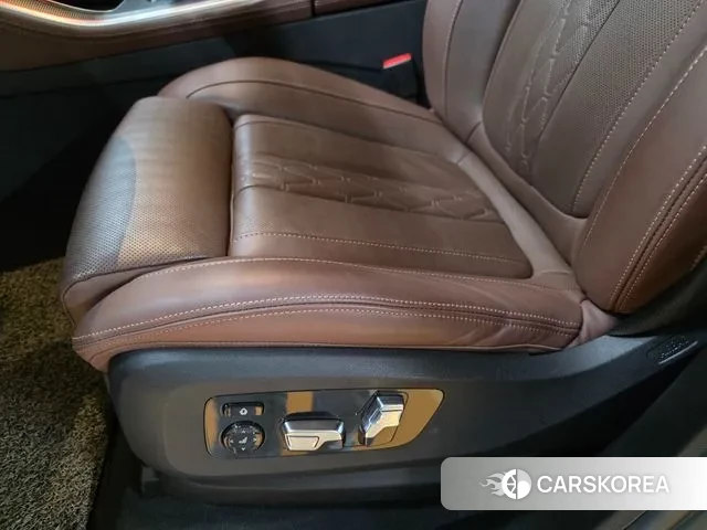 BMW X5 (G05) 2023 Белый из Кореи, фото 3