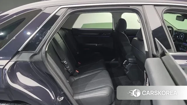 Hyundai Grandeur (GN7) 2023 Серый из Кореи, фото 3