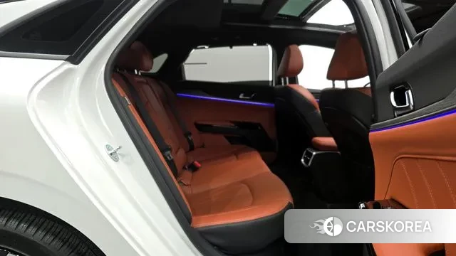 Kia The New K5 Hybrid 3rd generation 2025 Белый из Кореи, фото 3