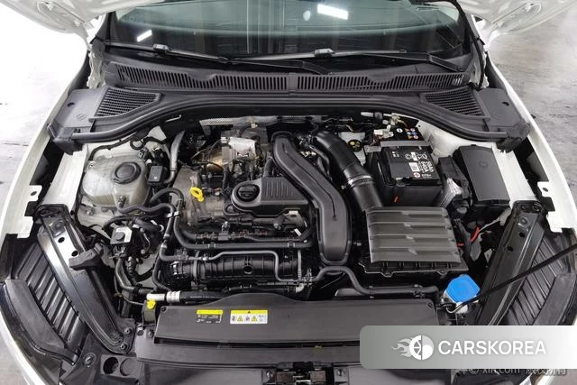 Volkswagen Sagitar 2024 Белый из Китая, фото 3