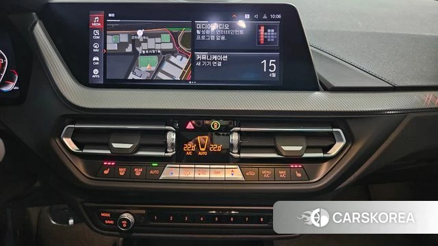 BMW 1 Series (F40) 2023 Серебристо-серый из Кореи, фото 3