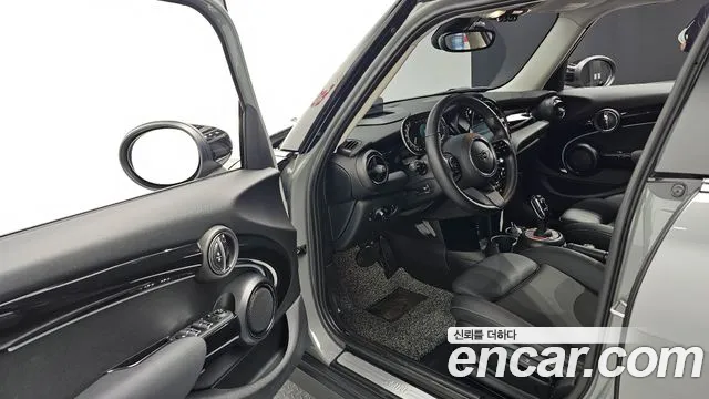 Mini Cooper 2022 Серый из Кореи, фото 3