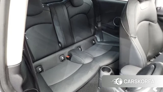 Mini Cooper 2021 Красный из Кореи, фото 3