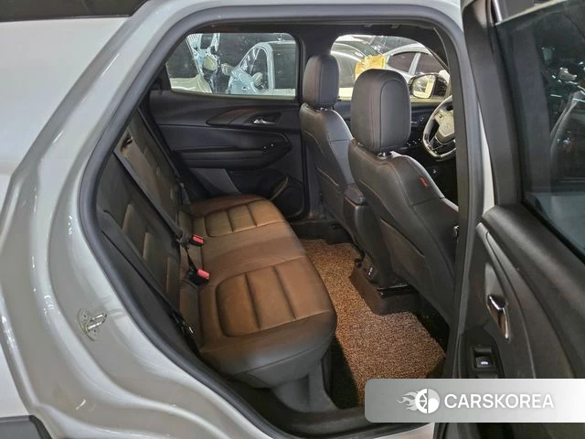 Chevrolet (GM Daewoo) Trailblazer 2022 Белый из Кореи, фото 3