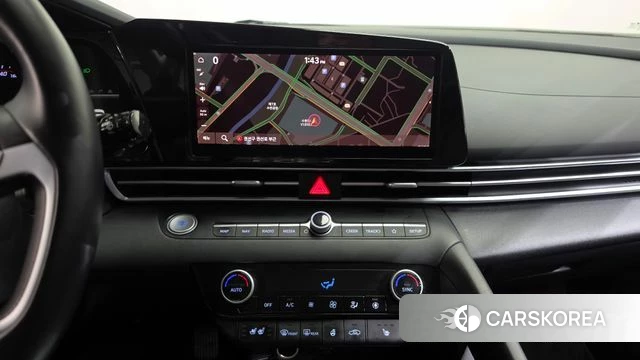 Hyundai Avante (CN7) 2021 Серебристо-серый из Кореи, фото 3