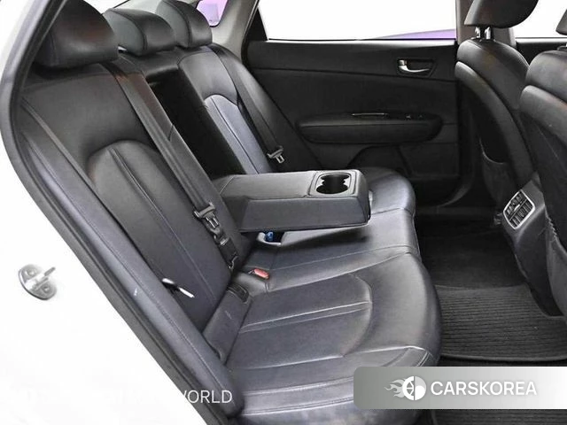 Kia The New K5 2nd generation 2018 Белый из Кореи, фото 3