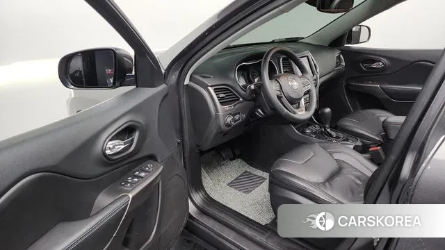 Jeep Cherokee (KL) 2018 Серый из Кореи, фото 3