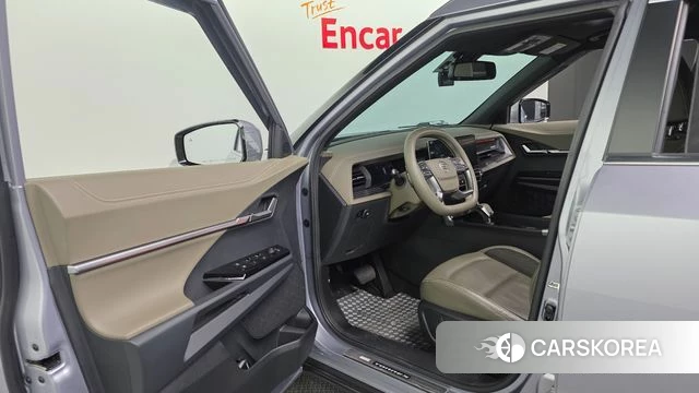 Ssangyong Torres 2022 Серебристо-серый из Кореи, фото 3