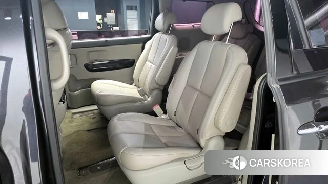 Kia The New Carnival 2018 Серый из Кореи, фото 3