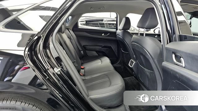 Kia K5 3rd generation 2023 Черный из Кореи, фото 3