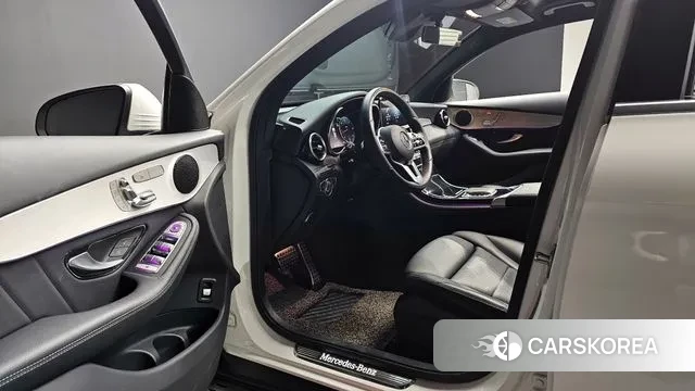 Mercedes-Benz GLC-Class X253 2021 Белый из Кореи, фото 3