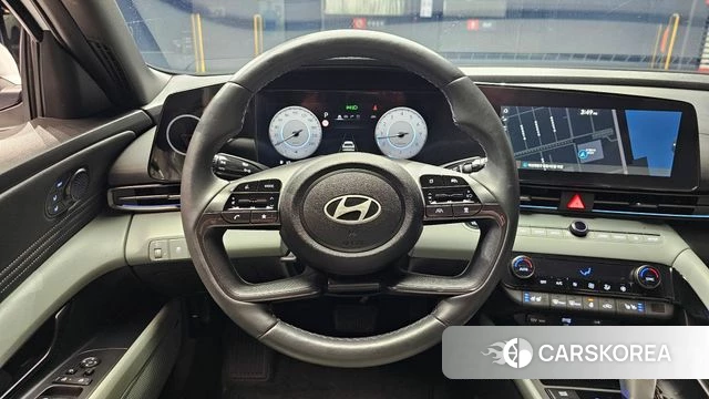 Hyundai The New Avante (CN7) 2023 Белый из Кореи, фото 3