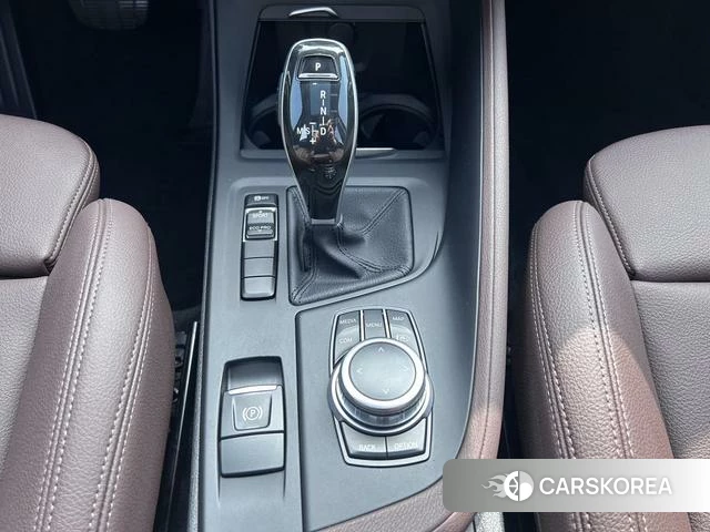 BMW X1 2021 Темно-серый из Китая, фото 3