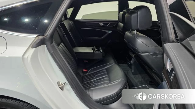 Audi A7 (4K) 2020 Белый из Кореи, фото 3