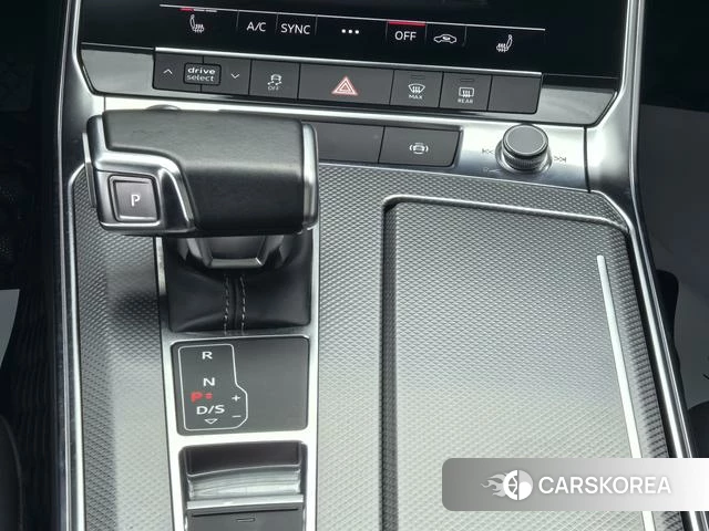 Audi A6L 2021 Черный из Китая, фото 3