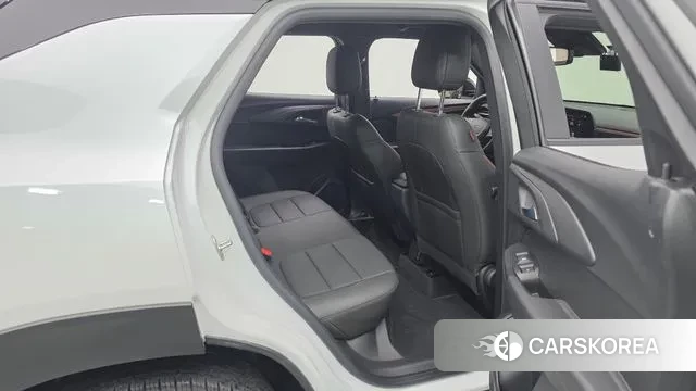 Chevrolet (GM Daewoo) The New Trail Blazer 2024 Белый из Кореи, фото 3