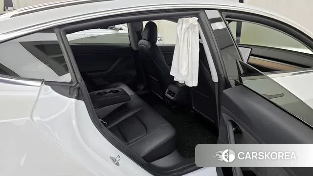 Tesla Model 3 2020 Белый из Кореи, фото 3