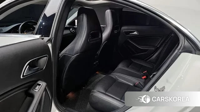 Mercedes-Benz CLA-Class C117 2018 Белый из Кореи, фото 3