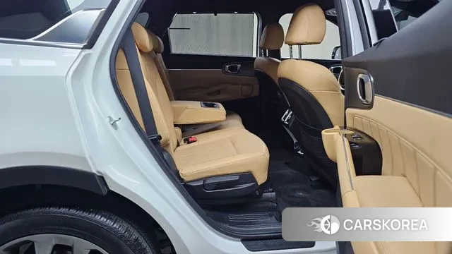 Kia Sorento 4th Generation 2023 Белый из Кореи, фото 3