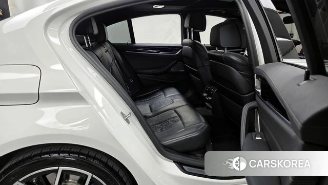 BMW 5 Series (G30) 2021 Белый из Кореи, фото 3