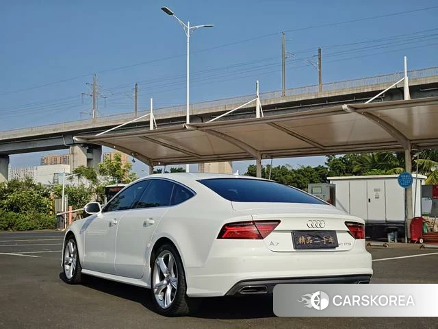 Audi A7 2018 Белый из Китая, фото 3