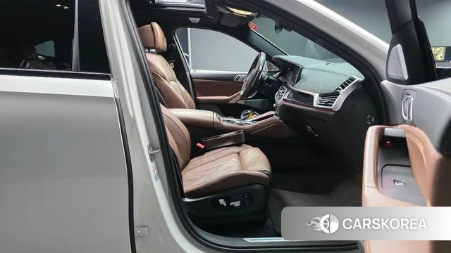 BMW X6 (G06) 2021 Белый из Кореи, фото 3