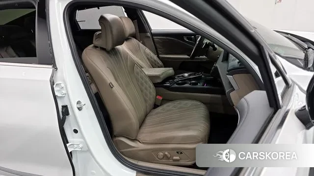 Kia K8 2021 Белый из Кореи, фото 3
