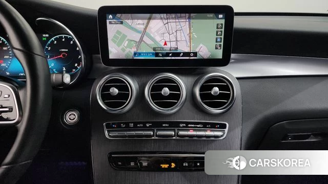 Mercedes-Benz GLC-Class X253 2020 Белый из Кореи, фото 3