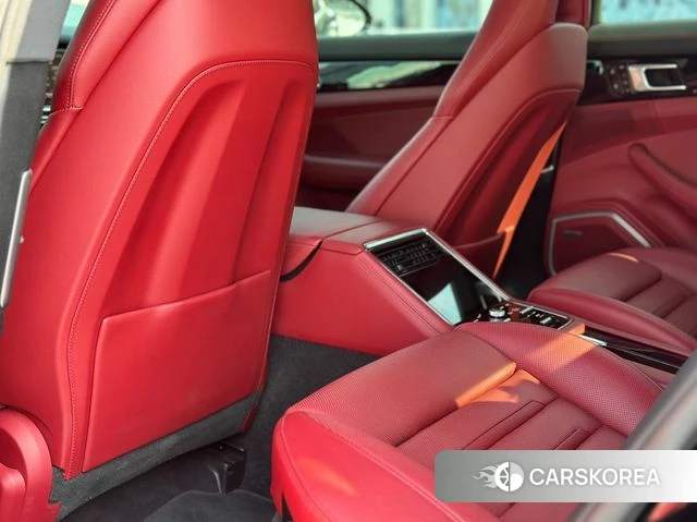 Porsche Panamera (971) 2021 Черный из Кореи, фото 3