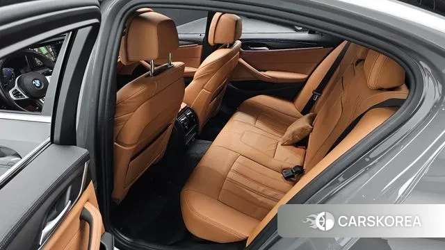 BMW 5 Series (G30) 2021 Серый из Кореи, фото 3