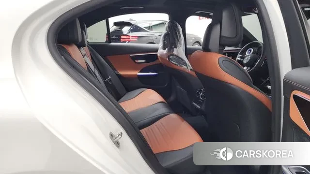 Mercedes-Benz C-Class W206 2025 Белый из Кореи, фото 3