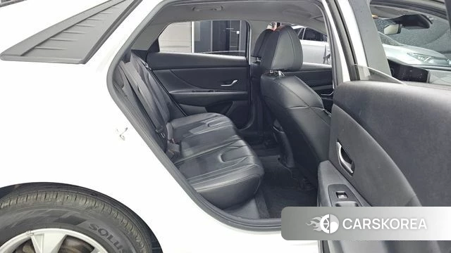 Hyundai Avante (CN7) 2021 Белый из Кореи, фото 3