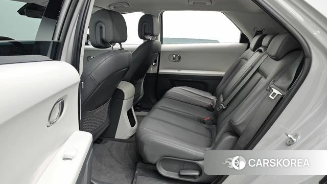 Hyundai Ionic 5 2022 Серебристо-серый из Кореи, фото 3