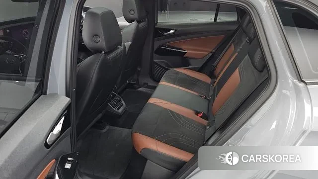 Volkswagen ID.4 2022 Серебристо-серый из Кореи, фото 3