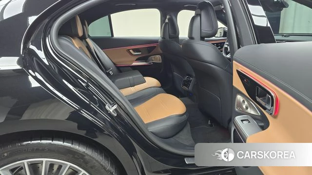 Mercedes-Benz E-Class W214 2025 Черный из Кореи, фото 3