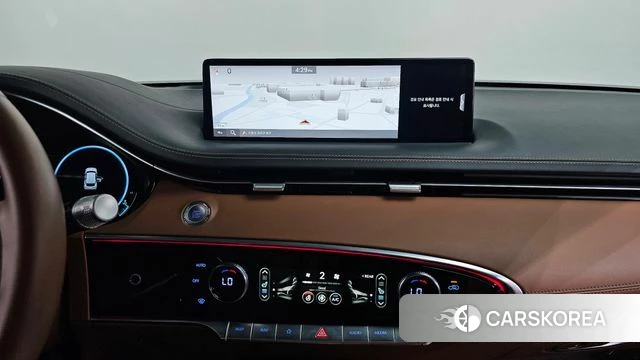 Genesis GV70 2023 Белый из Кореи, фото 3