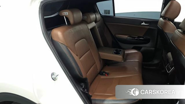 Kia Sportage The Bold 2019 Белый из Кореи, фото 3