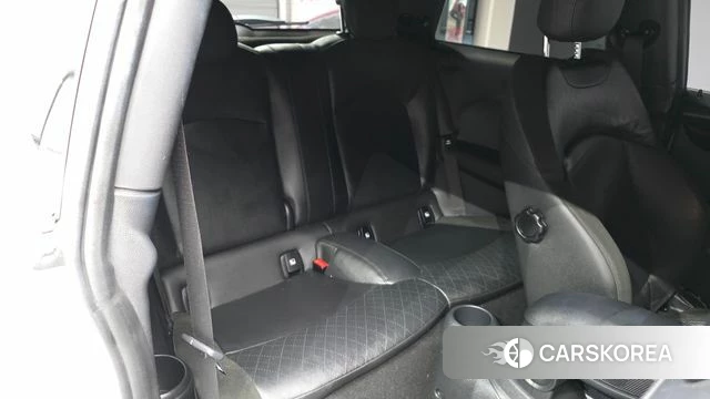 Mini Cooper Electric 2022 Серебряный из Кореи, фото 3