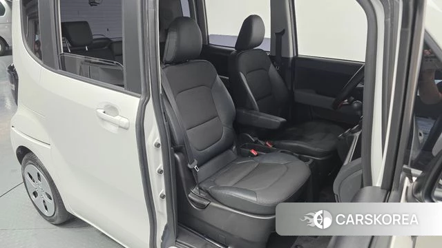 Kia The New Kia Ray 2023 Белый из Кореи, фото 3